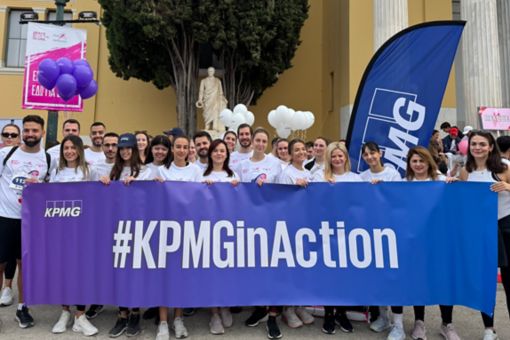 group photo of kpmg team at race for the cure event